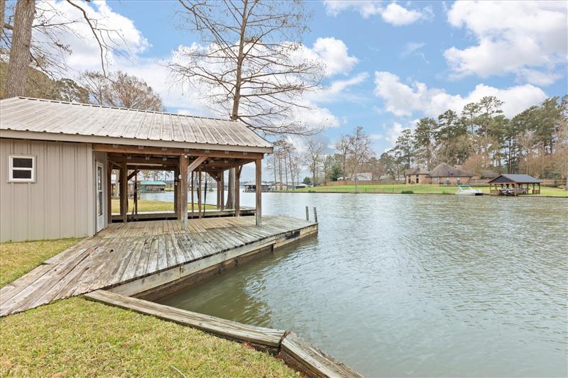 NP 111 Lake Cherokee Longview TX 75603 KILGORE